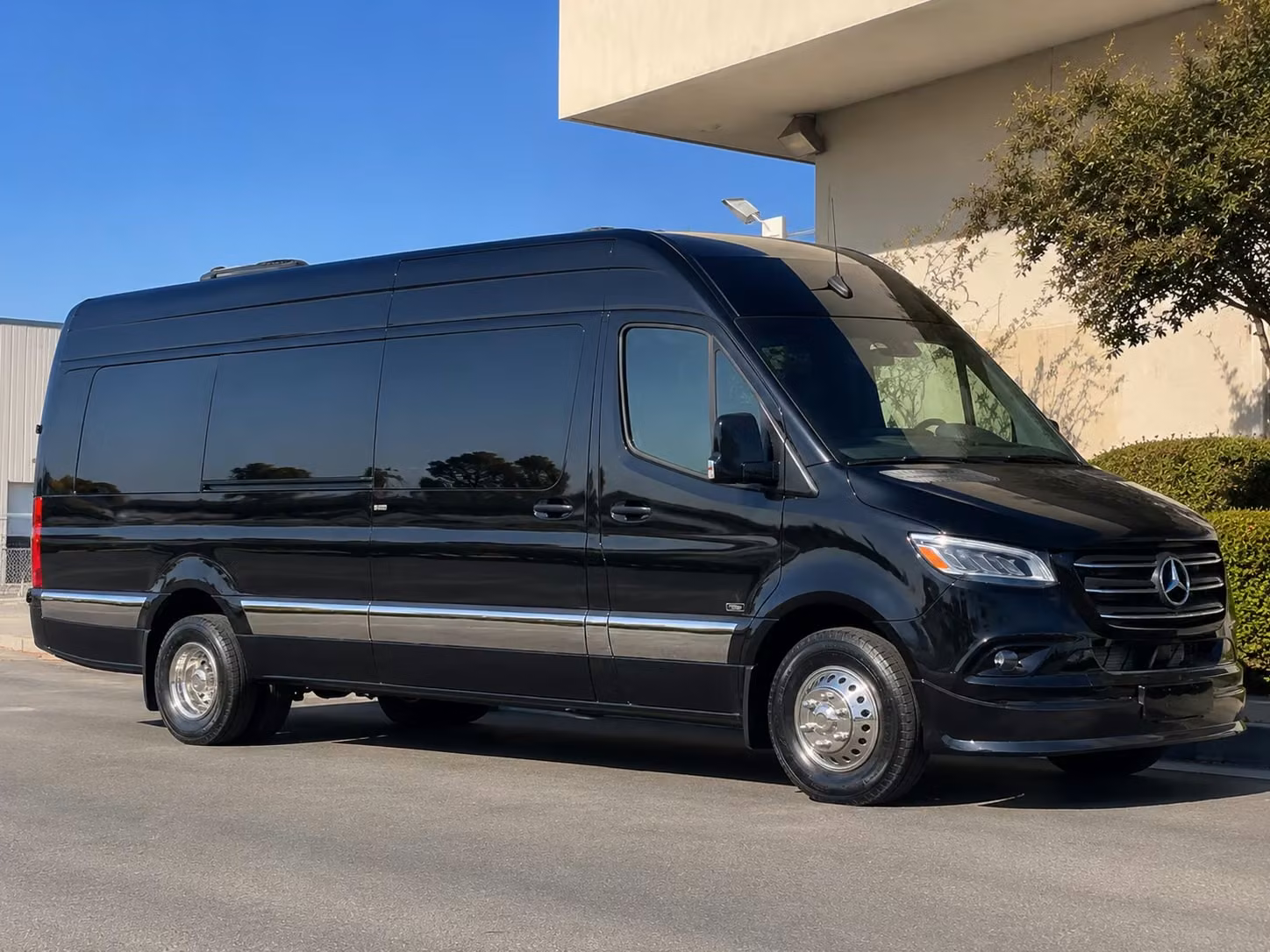 grand rapids airport transportation